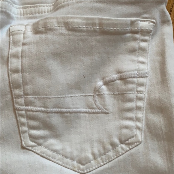 American Eagle Denim Shorts & F21 T Bundle - Picture 5 of 7